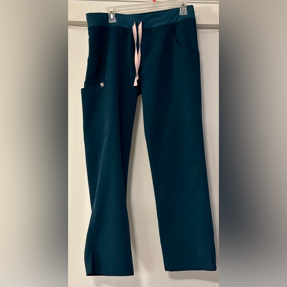 Figs Caribbean Blue Cade Medium Petite cargo scrub pants